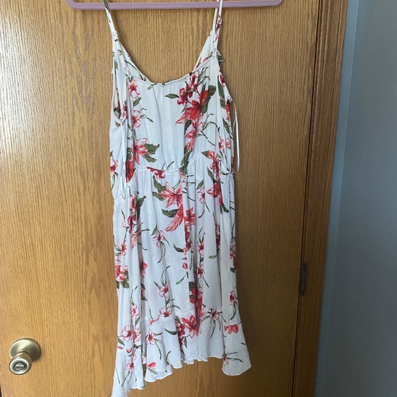 Floral dress - Picture 2 of 2